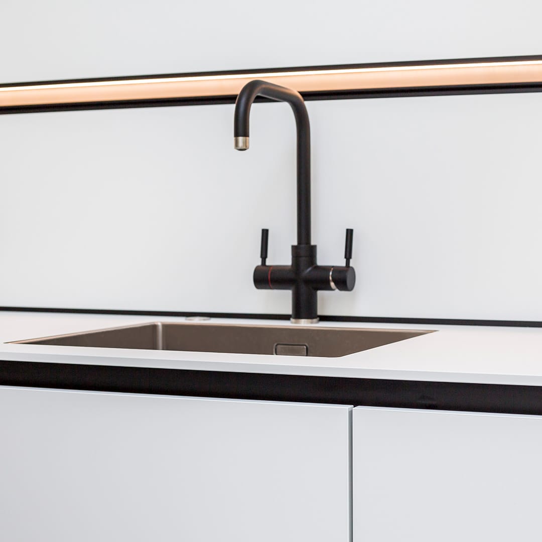 Monochrome Next125 kitchen sink design and fitting by Hubble